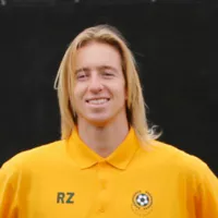 Riley Z. - Coach - Image